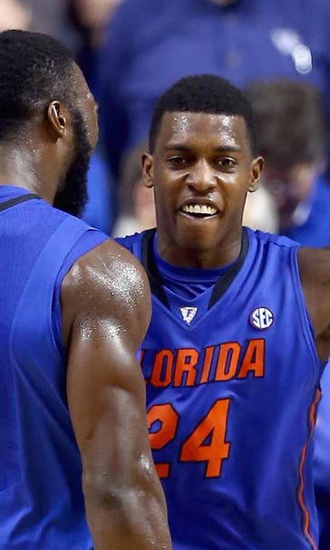 Florida moves to No. 1 in AP poll